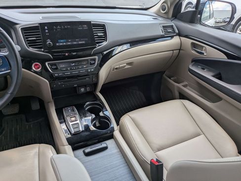 Used 2021 Honda Pilot Touring image 24