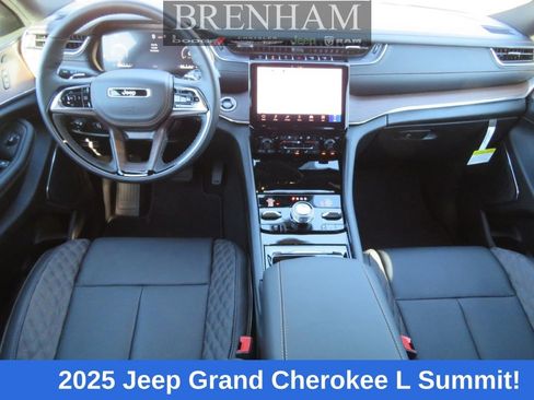 New 2025 Jeep Grand Cherokee L Summit w/ Obsidian Package image 18