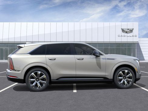 New 2025 Cadillac Escalade IQ Luxury 2 image 38