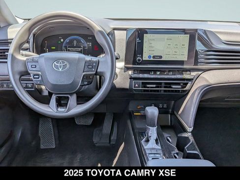 Used 2025 Toyota Camry LE FWD image 13