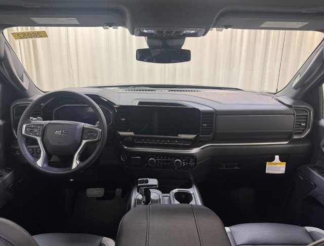 New 2026 Chevrolet Silverado 1500 RST w/ Dark Appearance Package AWD/4WD image 32