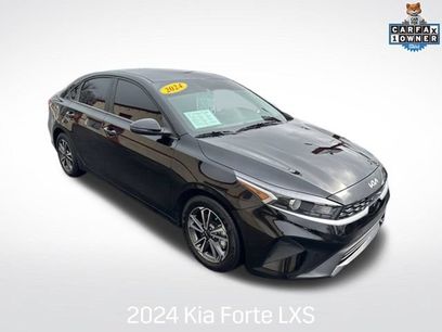 Used 2024 Kia Forte LXS w/ LXS Technology Package