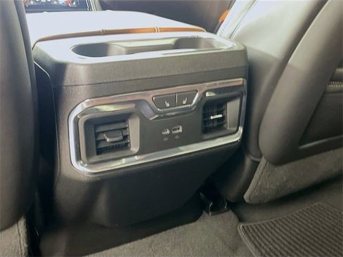 Used 2024 GMC Sierra 1500 Denali Ultimate image 28