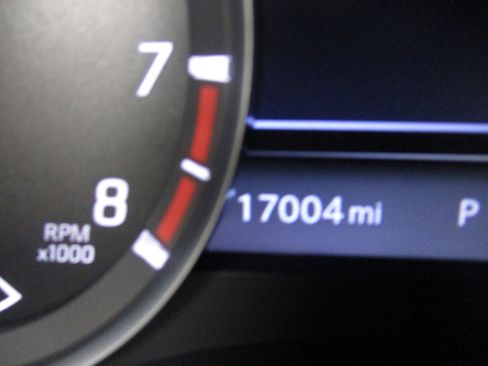 Used 2022 Nissan Frontier SV AWD/4WD image 17