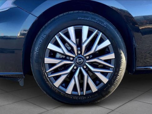 Used 2023 Nissan Altima 2.5 SV image 10