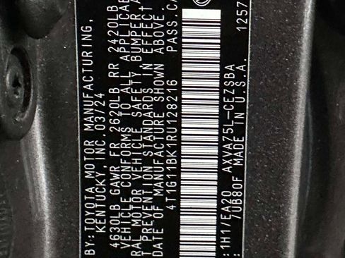 Used 2024 Toyota Camry SE w/ Cold Weather Package image 31