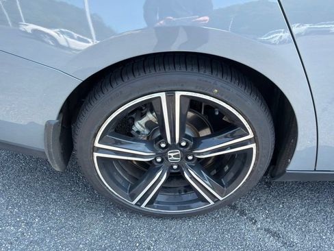 Used 2025 Honda Accord Sport image 14