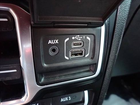 Used 2021 Jeep Gladiator Overland AWD/4WD image 20