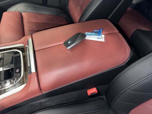 Certified 2025 BMW X6 xDrive40i image 29