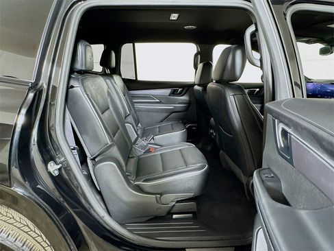 Certified 2025 Buick Enclave Sport Touring image 27