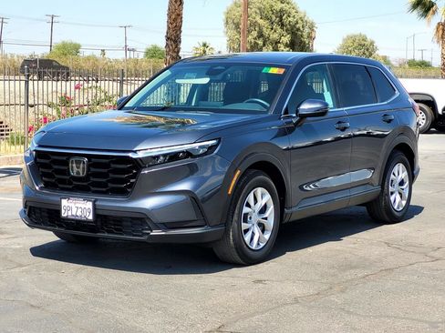 Used 2025 Honda CR-V LX image 8