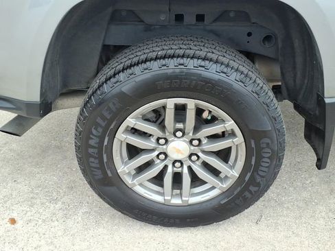 Used 2023 Chevrolet Colorado LT image 14