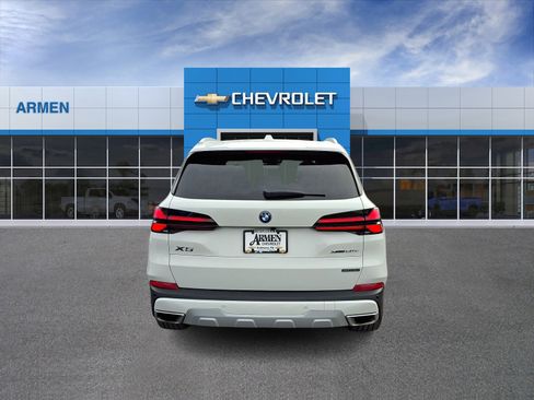 Used 2025 BMW X5 xDrive50e image 6