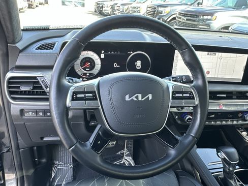 Used 2024 Kia Telluride SX Prestige X-Pro AWD/4WD image 24