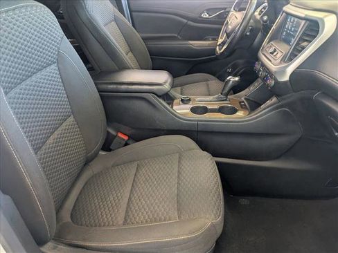 Used 2019 GMC Acadia SLE image 20