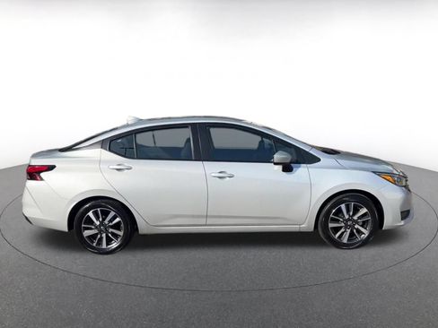 Used 2025 Nissan Versa SV FWD image 16