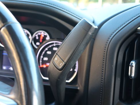 Used 2022 Chevrolet Silverado 2500 LTZ w/ LTZ Convenience Package image 23