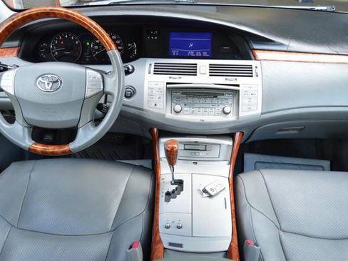 Used 2007 Toyota Avalon Limited FWD image 19