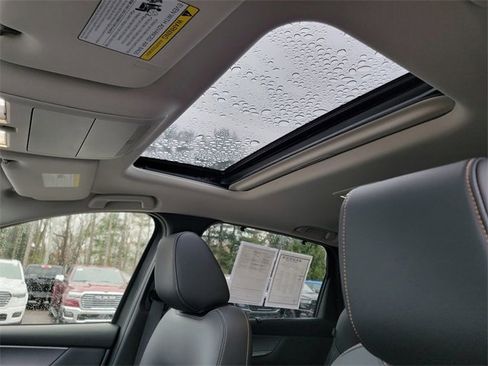 Used 2024 MAZDA CX-90 3.3 Turbo w/ Preferred Package image 4