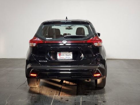 Used 2023 Nissan Kicks S image 26