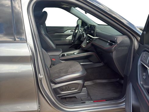 Used 2025 Ford Explorer ST AWD/4WD image 7