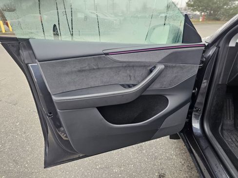 Used 2026 Tesla Model Y AWD image 24