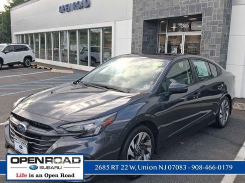 Used 2024 Subaru Legacy Limited AWD/4WD image 3