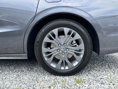 New 2026 Honda Odyssey Touring image 3