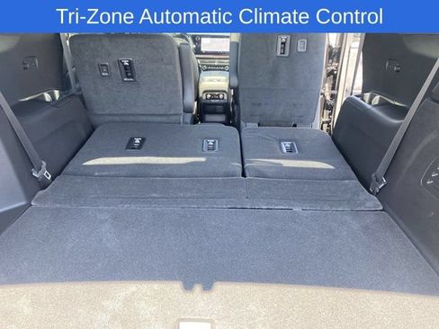 Used 2026 Chevrolet Traverse RS AWD/4WD image 18