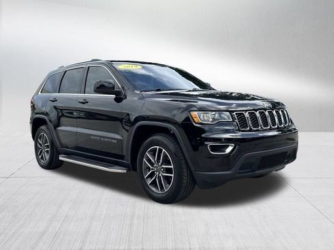 Used 2019 Jeep Grand Cherokee Laredo w/ Laredo X Package RWD image 3