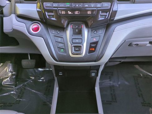 Used 2024 Honda Odyssey EX-L image 19
