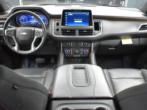 Used 2023 Chevrolet Suburban Premier RWD image 22