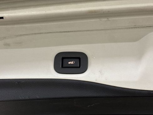 Used 2018 Nissan Rogue SL AWD/4WD image 29
