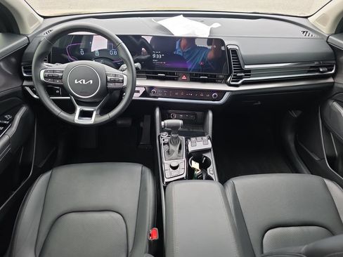 Used 2025 Kia Sportage EX w/ Premium Package FWD image 13