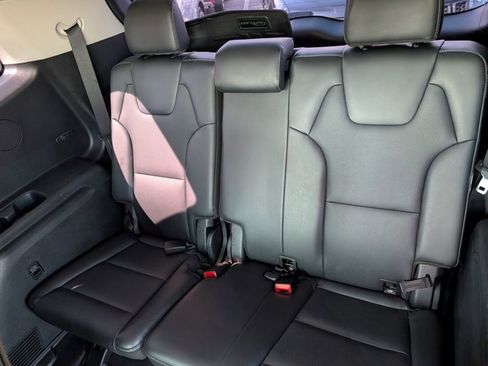 Used 2021 Kia Telluride S image 12