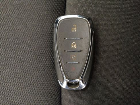 Used 2021 Chevrolet Malibu LS FWD image 32