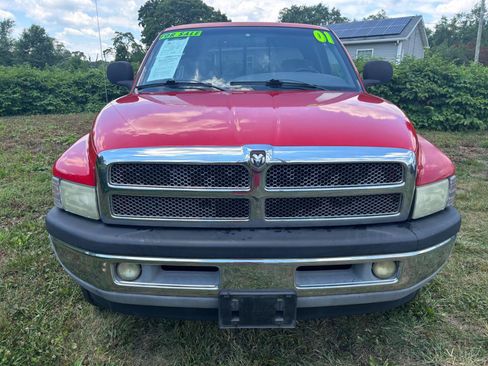 Used 2001 Dodge Ram 1500 Truck 4x4 Quad Cab image 2