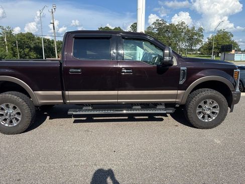 Used 2018 Ford F250 Lariat w/ Lariat Ultimate Package image 4