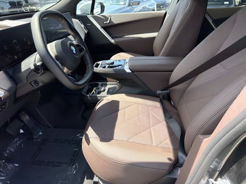 Used 2026 BMW iX xDrive45 AWD/4WD image 14