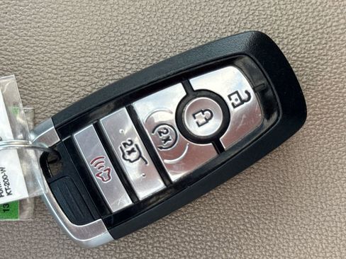 Used 2023 Ford Expedition Limited AWD/4WD image 25