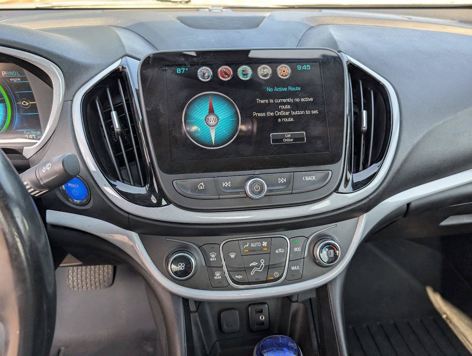 Used 2017 Chevrolet Volt LT FWD image 17