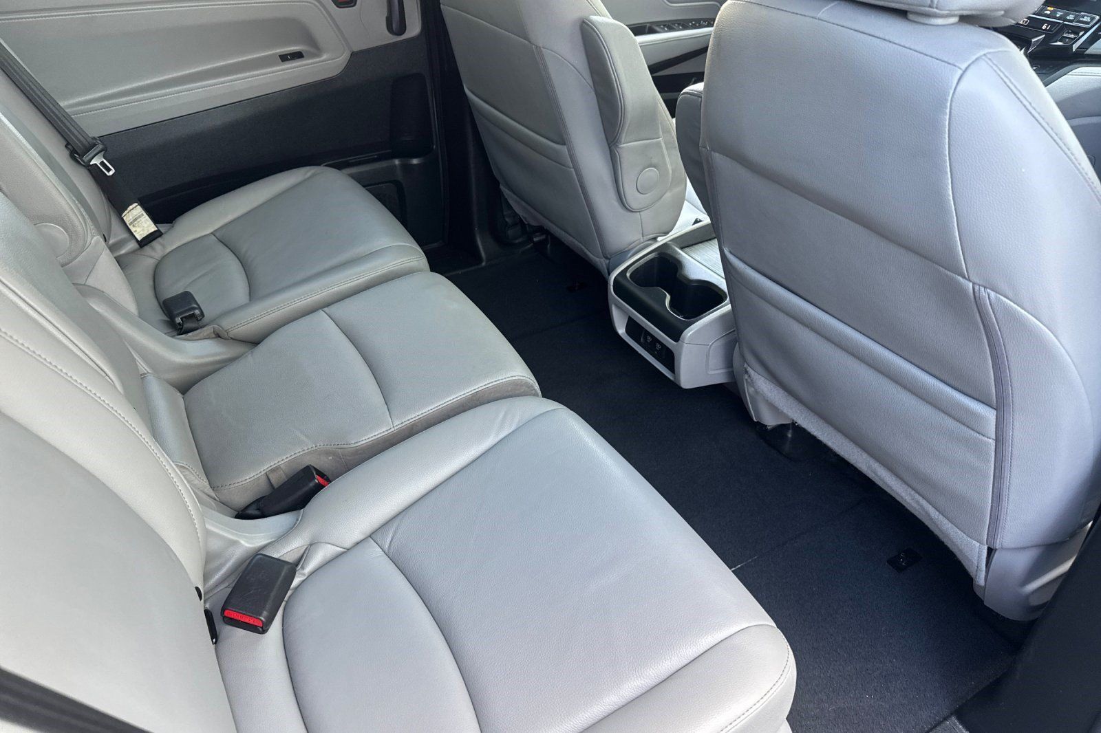 Used 2019 Honda Odyssey EX-L image 32