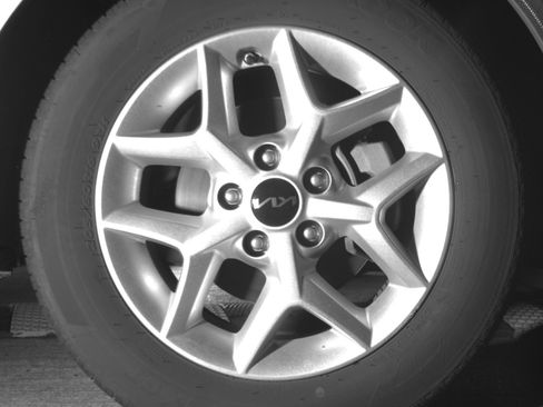 Used 2025 Kia Soul LX w/ LX Technology Package FWD image 13