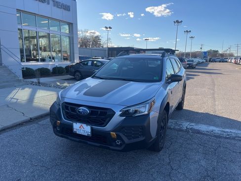 Certified 2025 Subaru Outback Wilderness image 6