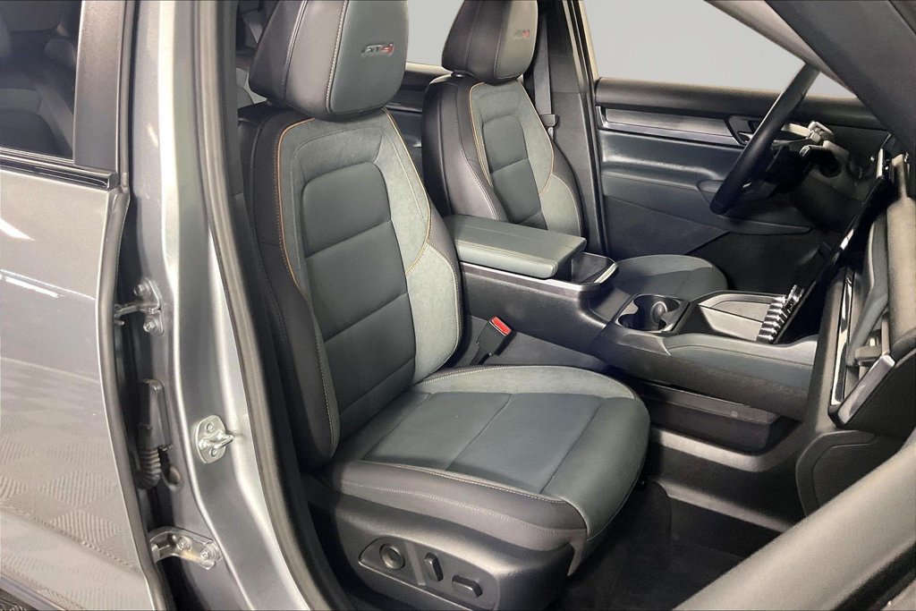 Used 2026 GMC Terrain AT4 w/ Convenience Package III AWD/4WD image 27