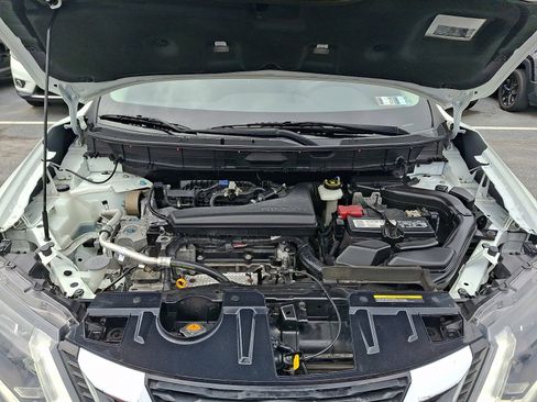 Used 2019 Nissan Rogue SV AWD/4WD image 27