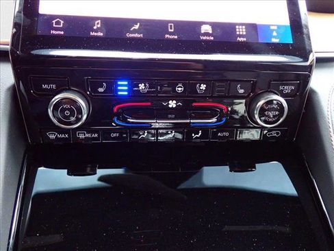 New 2025 Jeep Grand Cherokee Summit image 21