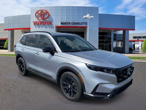 Used 2025 Honda CR-V Sport-L image 3