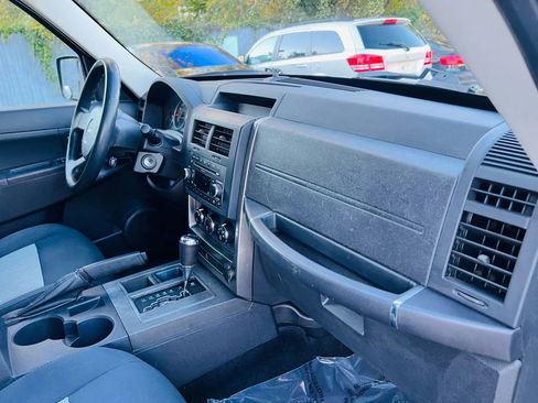 Used 2009 Jeep Liberty Sport w/ Popular Equipment Group image 14