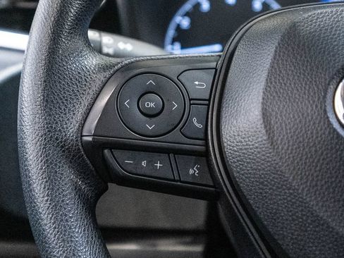 Certified 2025 Toyota Corolla LE FWD image 18